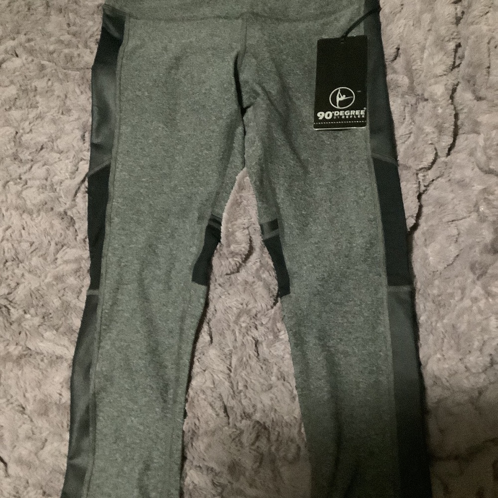 90 Degree Women’s Black & Grey 7/8 long leggings, size small, new with tags